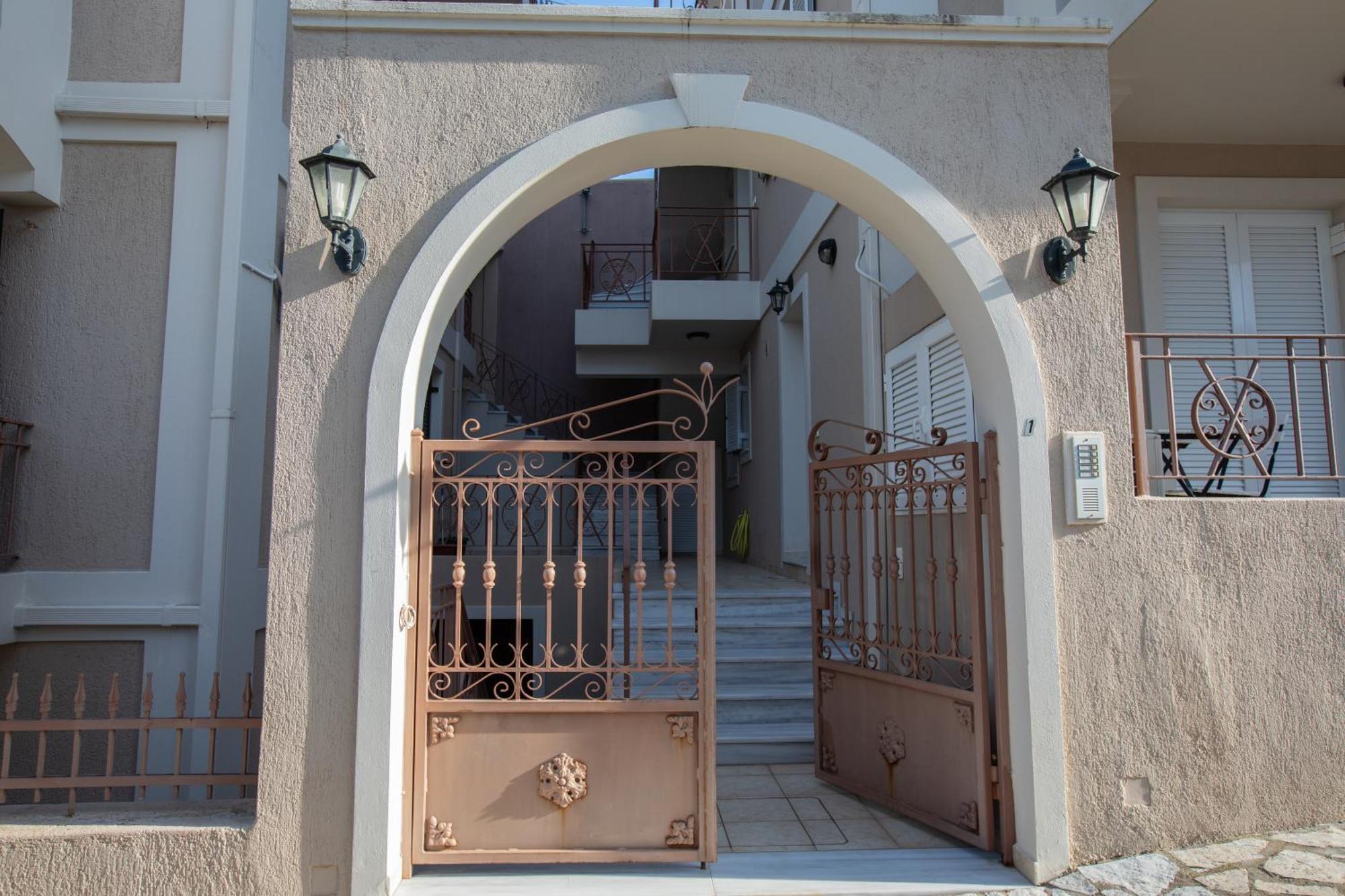 Elena'S Apartment 4 Argostoli  Exterior photo